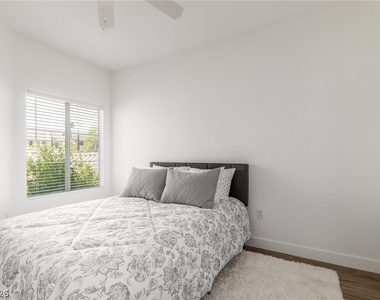 1500 Cardinal Peak Lane - Photo Thumbnail 20