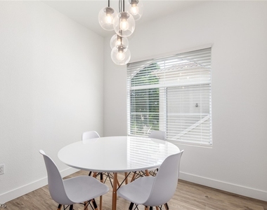 1500 Cardinal Peak Lane - Photo Thumbnail 15