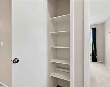 8628 Tomnitz Avenue - Photo Thumbnail 33