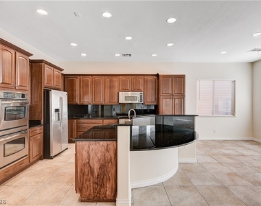 6761 Clay Tablet Street - Photo Thumbnail 22