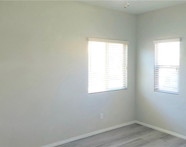 5843 Sleepy Willow Street - Photo Thumbnail 21