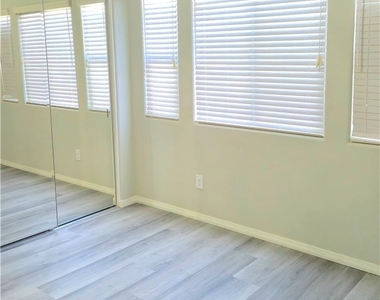 5843 Sleepy Willow Street - Photo Thumbnail 20