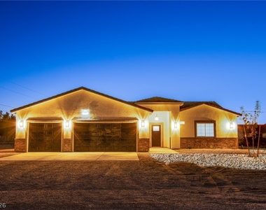 2760 Tecumseh Avenue - Photo Thumbnail 1