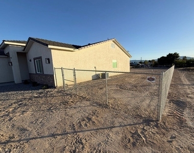 2760 Tecumseh Avenue - Photo Thumbnail 62