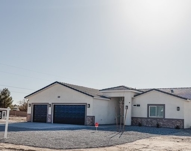 2760 Tecumseh Avenue - Photo Thumbnail 51