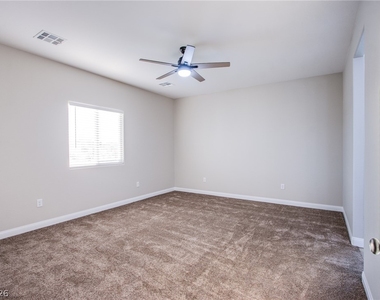 2760 Tecumseh Avenue - Photo Thumbnail 14