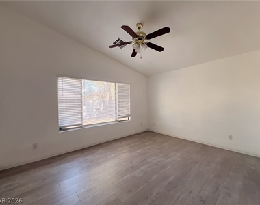 9582 Bighorn Ranch Avenue - Photo Thumbnail 13