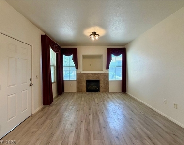 9975 Peace Way - Photo Thumbnail 5