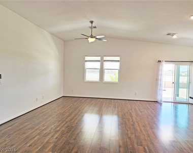3575 E Wallowa Drive - Photo Thumbnail 12