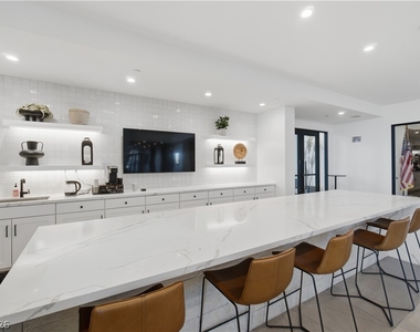 913 Elmwood Forest Lane - Photo Thumbnail 60
