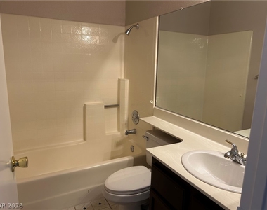 1420 Grey Knoll Circle - Photo Thumbnail 18