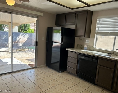 1420 Grey Knoll Circle - Photo Thumbnail 6