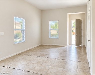 10516 Allthorn Avenue - Photo Thumbnail 8