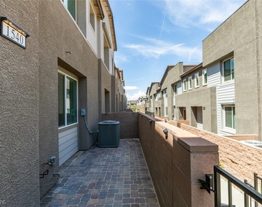 1540 Maya Crossing Avenue - Photo Thumbnail 2