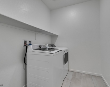1540 Maya Crossing Avenue - Photo Thumbnail 28