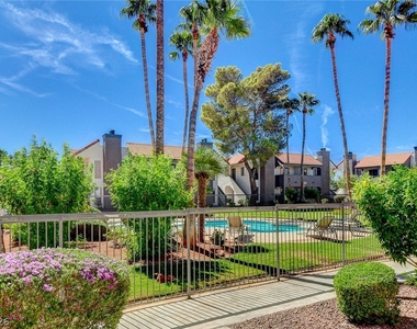 6149 Oakey Boulevard - Photo Thumbnail 38
