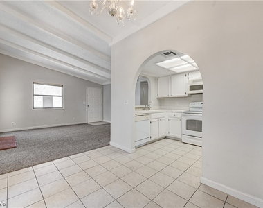 6149 Oakey Boulevard - Photo Thumbnail 9