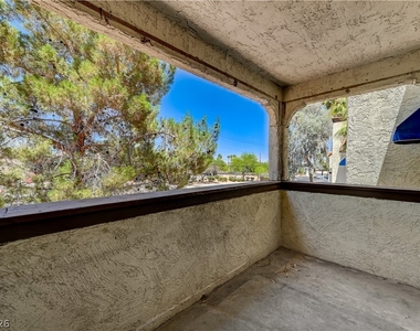 6149 Oakey Boulevard - Photo Thumbnail 15