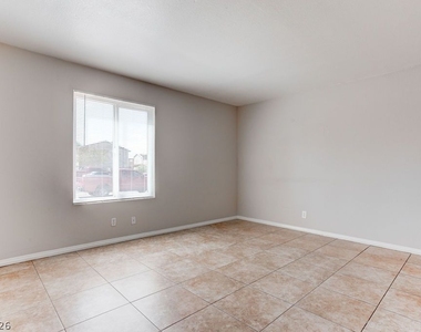 1810 Bartoli Drive - Photo Thumbnail 10