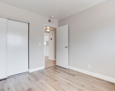 1810 Bartoli Drive - Photo Thumbnail 20