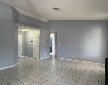 6175 E Owens Avenue - Photo Thumbnail 7