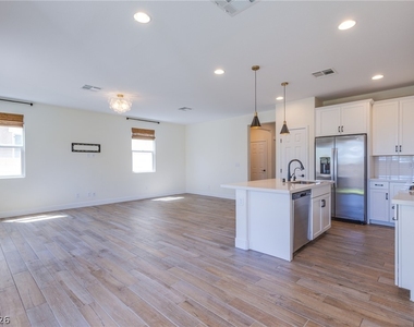4528 Anspach Street - Photo Thumbnail 6