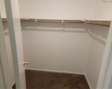 5061 Pioneer Avenue - Photo Thumbnail 12