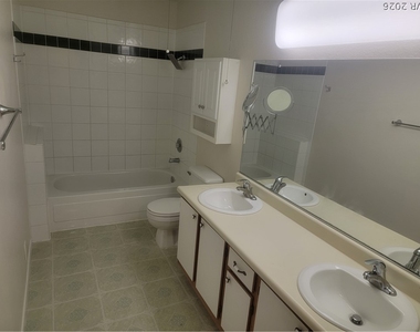 5061 Pioneer Avenue - Photo Thumbnail 13
