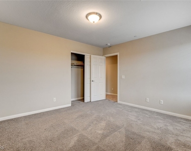 2878 Tremont Avenue - Photo Thumbnail 25