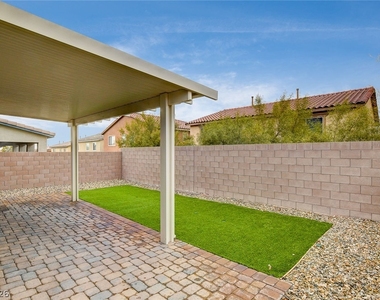 2878 Tremont Avenue - Photo Thumbnail 28