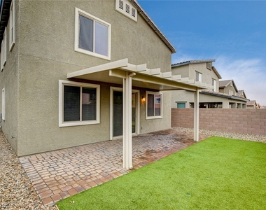 2878 Tremont Avenue - Photo Thumbnail 29