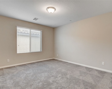 2878 Tremont Avenue - Photo Thumbnail 22