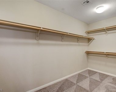 2878 Tremont Avenue - Photo Thumbnail 19