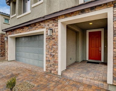 2878 Tremont Avenue - Photo Thumbnail 1
