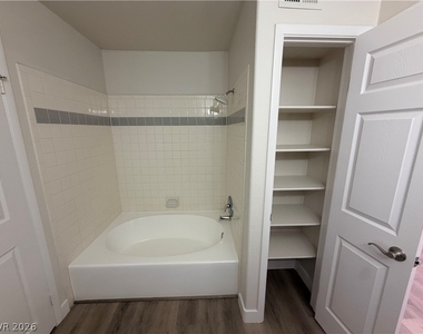 2120 Ramrod Avenue - Photo Thumbnail 23