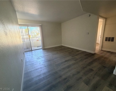 2120 Ramrod Avenue - Photo Thumbnail 6