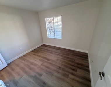 2120 Ramrod Avenue - Photo Thumbnail 13