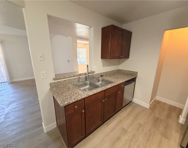 2120 Ramrod Avenue - Photo Thumbnail 9