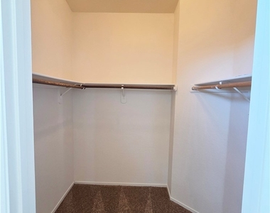1724 Leaning Pine Way - Photo Thumbnail 35