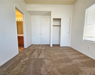 1724 Leaning Pine Way - Photo Thumbnail 20