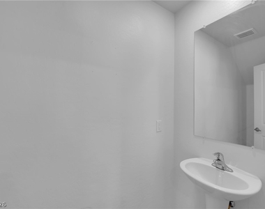 6421 Broadcloth Court - Photo Thumbnail 4