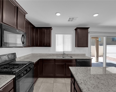 6421 Broadcloth Court - Photo Thumbnail 2