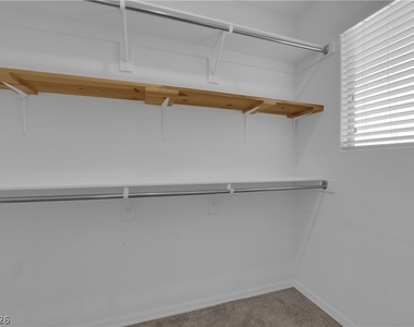 6421 Broadcloth Court - Photo Thumbnail 9