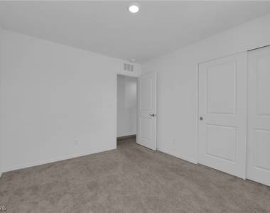 6421 Broadcloth Court - Photo Thumbnail 14