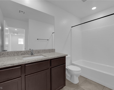 6421 Broadcloth Court - Photo Thumbnail 12