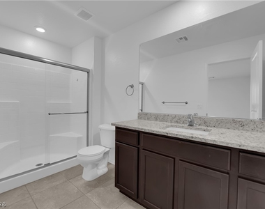 6421 Broadcloth Court - Photo Thumbnail 8