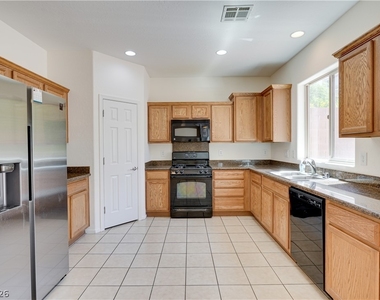 2717 Rimbaud Street - Photo Thumbnail 10