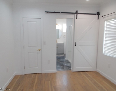 245 N 23rd Street - Photo Thumbnail 9