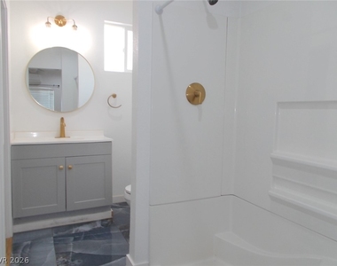 245 N 23rd Street - Photo Thumbnail 7