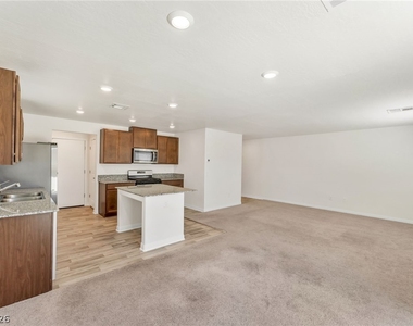 6844 Toros Street - Photo Thumbnail 7